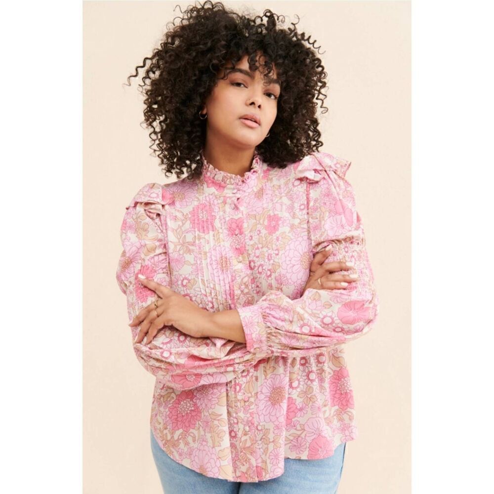 Selkie NWT Tuxedo Blouse in Wallflower print XL